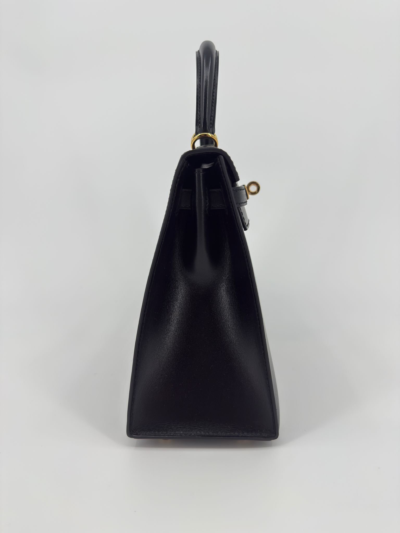 Hermès Kelly 25 Sellier Noir Box Leather Gold Hardware - Image 6